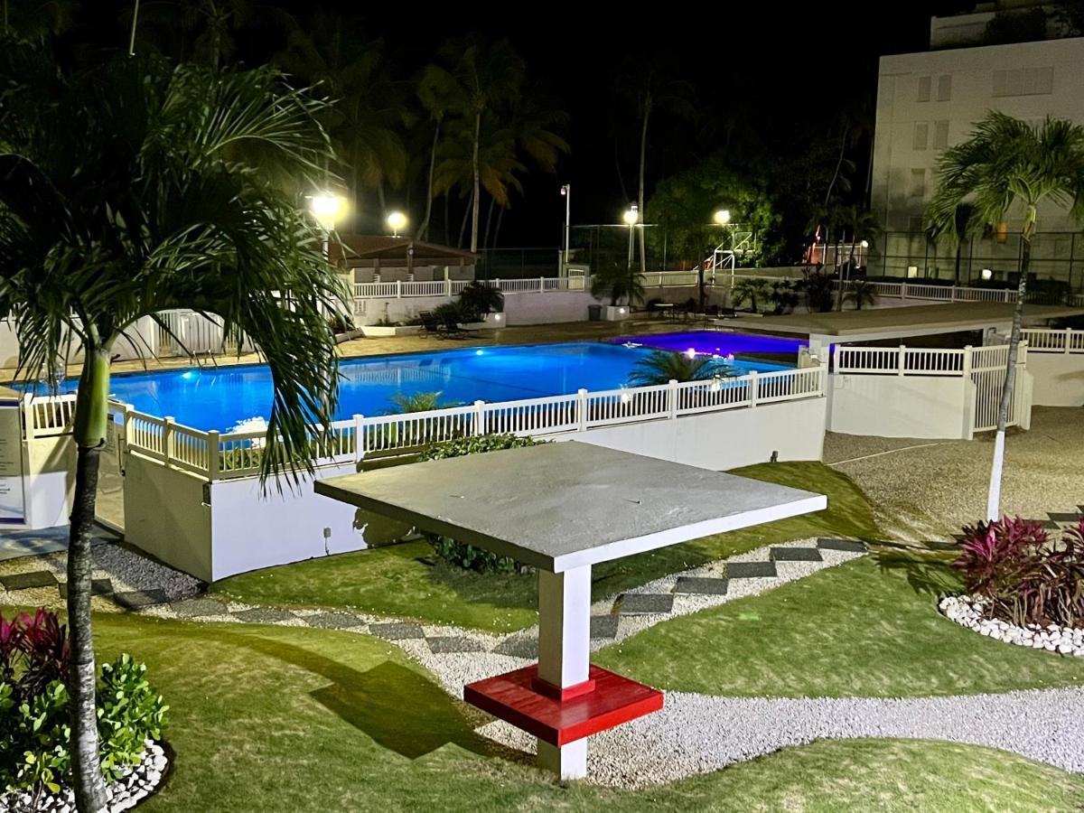 Beachfront Tropical Tantra Apartment 圣胡安 外观 照片