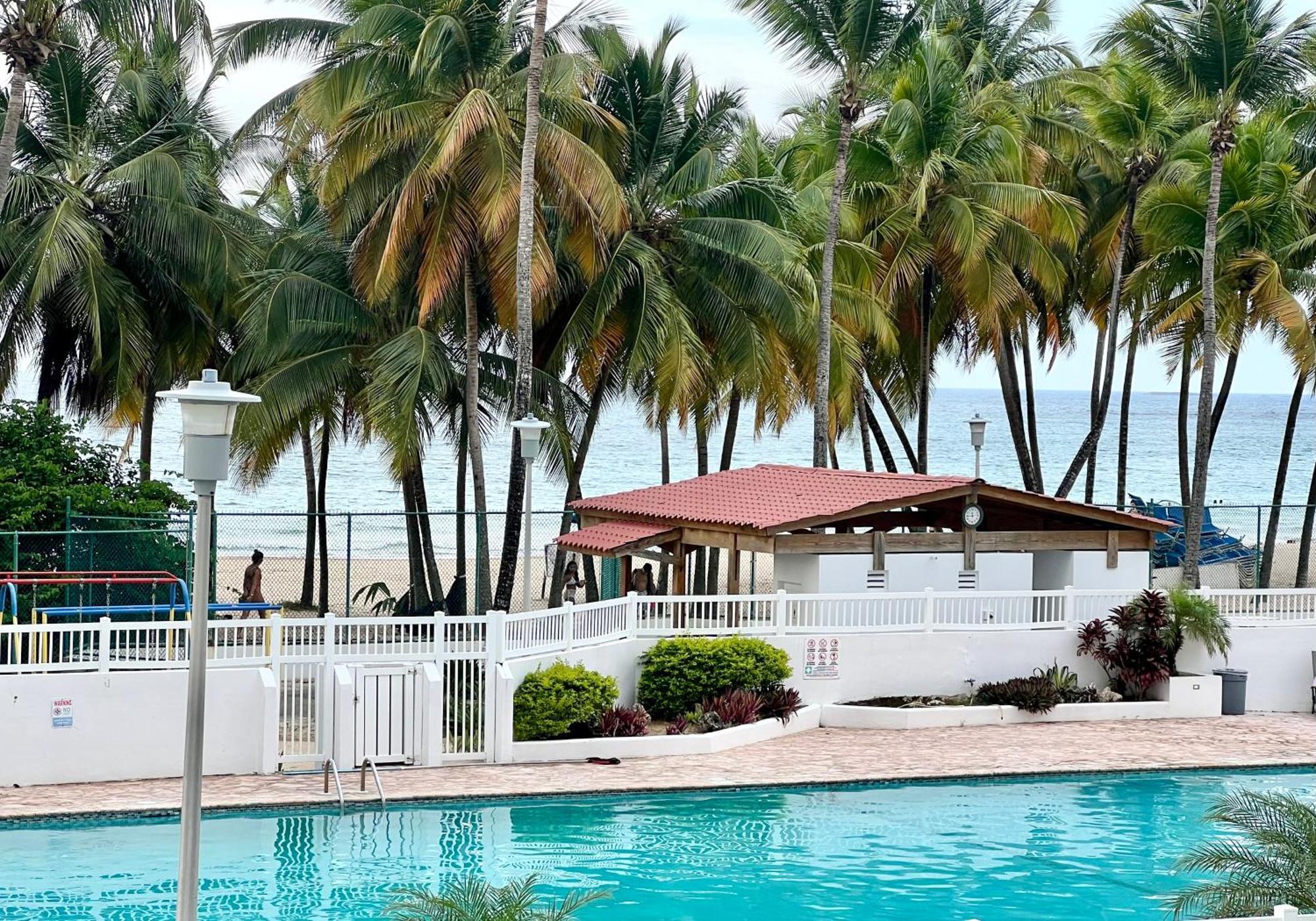 Beachfront Tropical Tantra Apartment 圣胡安 外观 照片