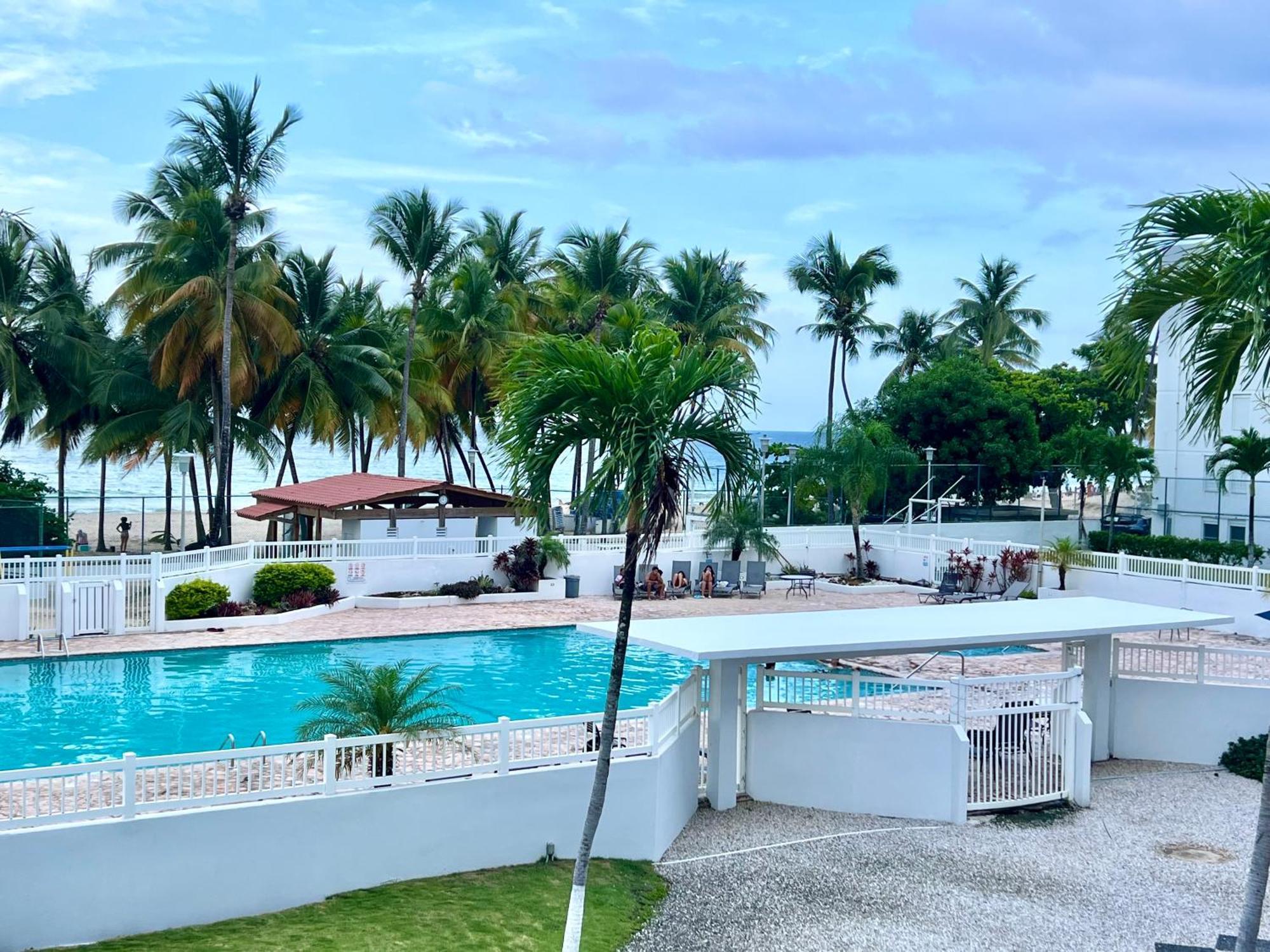 Beachfront Tropical Tantra Apartment 圣胡安 外观 照片