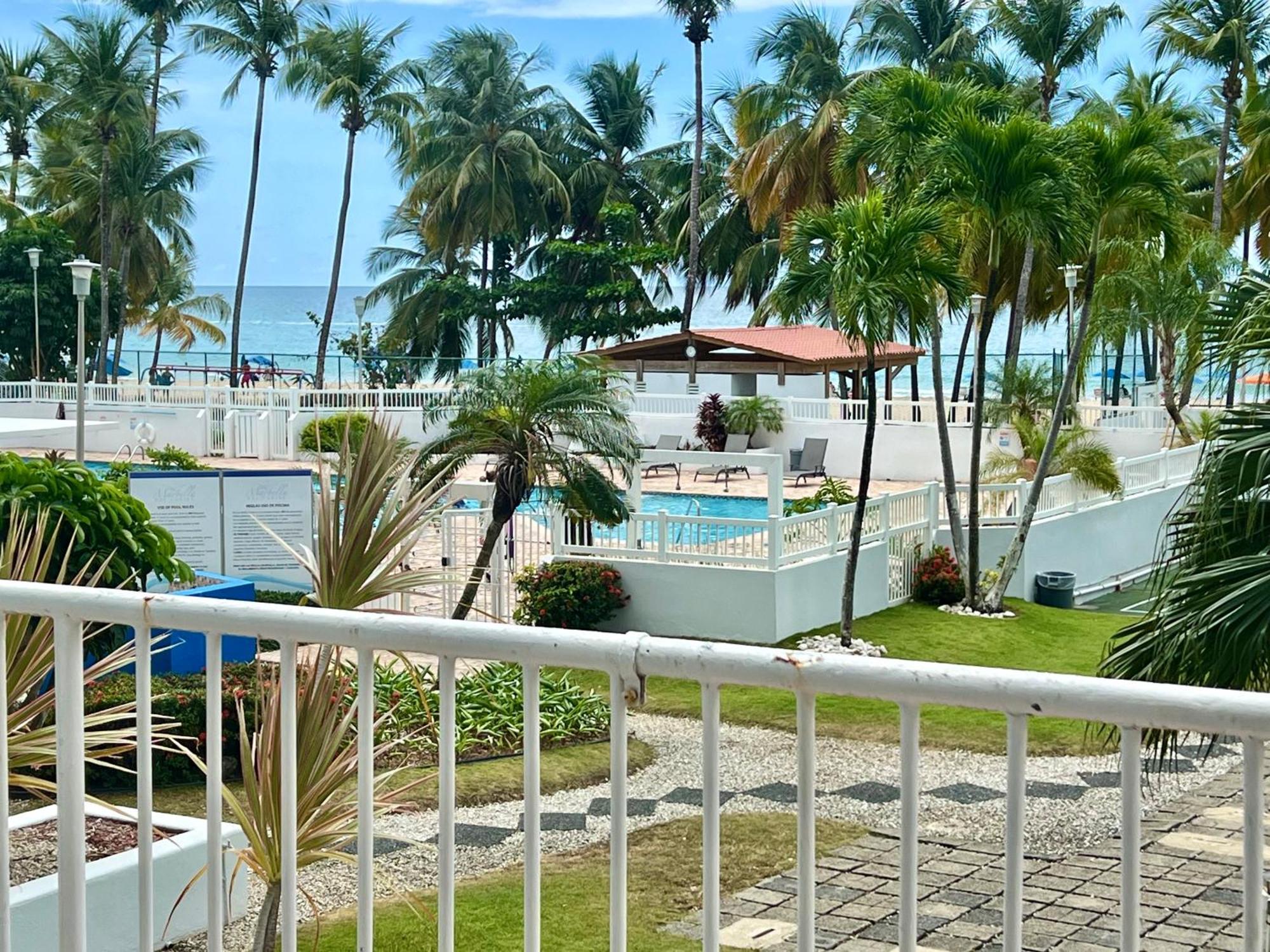 Beachfront Tropical Tantra Apartment 圣胡安 外观 照片